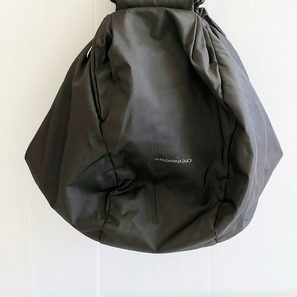 Mandarina Duck Sac Bowling Ball Style Bag
